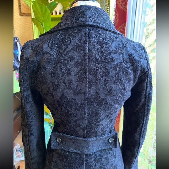 SISLEY Vintage Glorious, Gothic Goodness! Black Tapestry Large Collar Coat Sz 42 - Picture 4 of 13